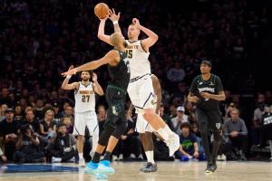 打不动戈贝尔！约基奇22中8拿到24分15板9助3断1帽 最后被驱逐