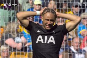 热刺球迷向TA谈保级压力：哪怕只是想想足球都会让我心情不好