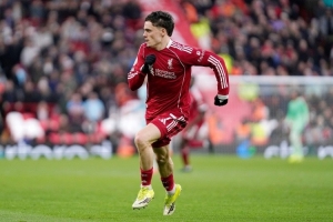 维尔茨：我对自己那脚射门很满意；给伊萨克支持他就能进球