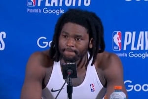 【完整版】斯图尔特：我们总因失误伤害自己 已背水一战唯有死磕