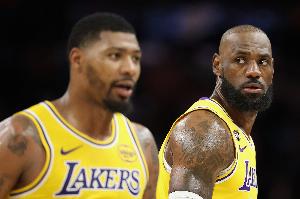 下一场得注意！湖人本场多达23次失误 被火箭拿到30分