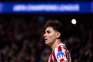 罗马诺：小蜘蛛转会巴萨目前没有任何进展，球员专注于欧冠