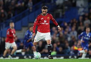 英超19次助攻！记者：B费在阿莫林手下回撤很深，卡里克解放了他