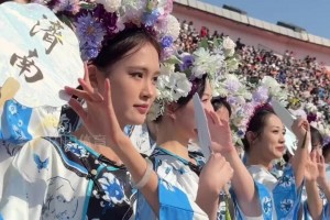 好看吗？“夏雨荷”助阵齐鲁超揭幕战